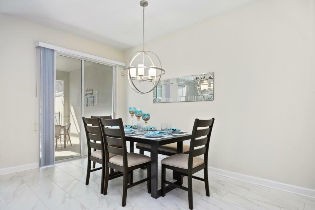 Super Nice Townhome Near Disney With Private Pool Kissimmee Eksteriør billede